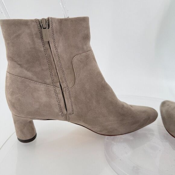 Vince Hela Tan Suede Leather Booties Size 6 Ankle Boots Almond Toe Classic - Picture 8 of 15
